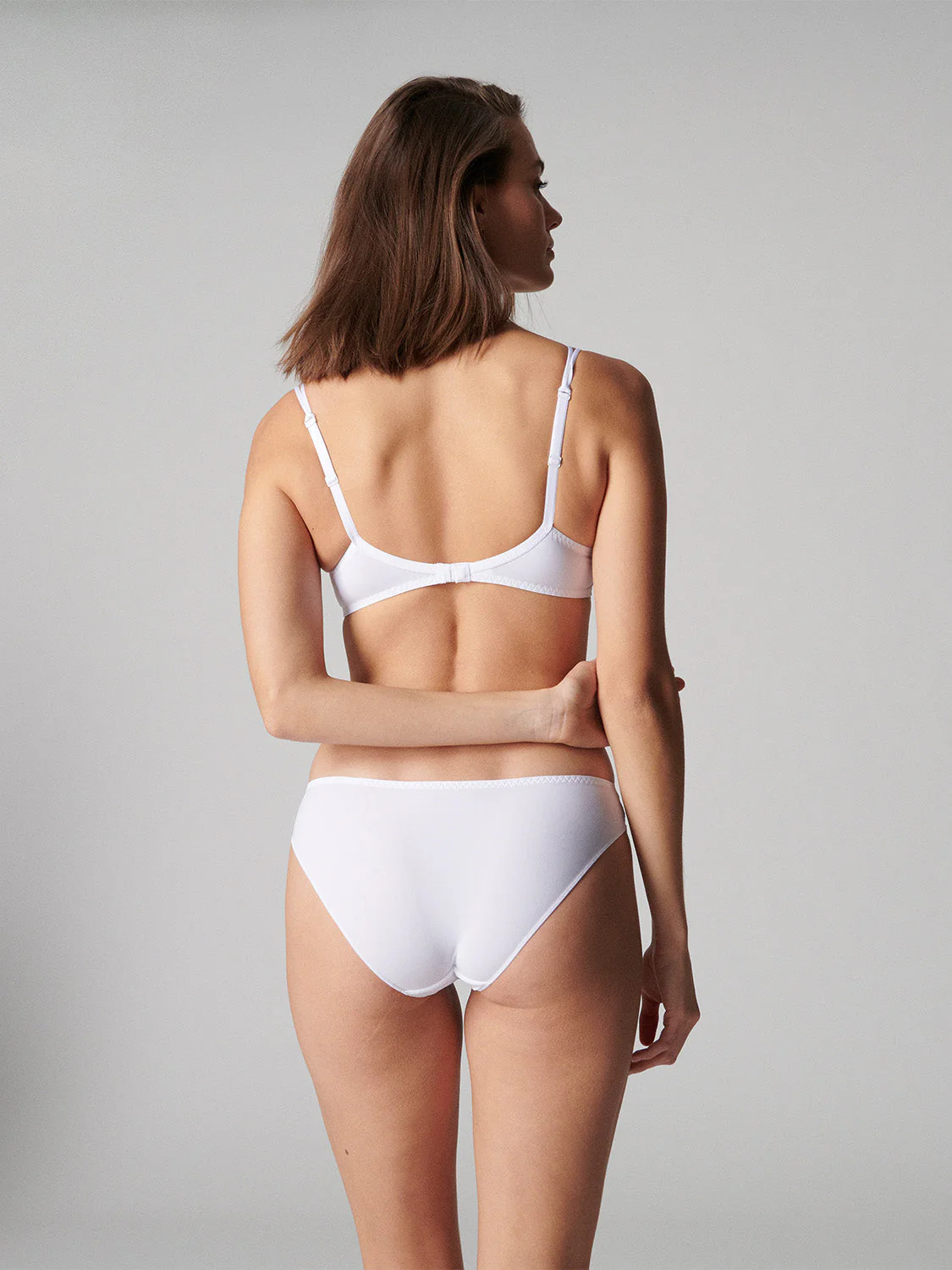 3D moulded bra - White - Image 4