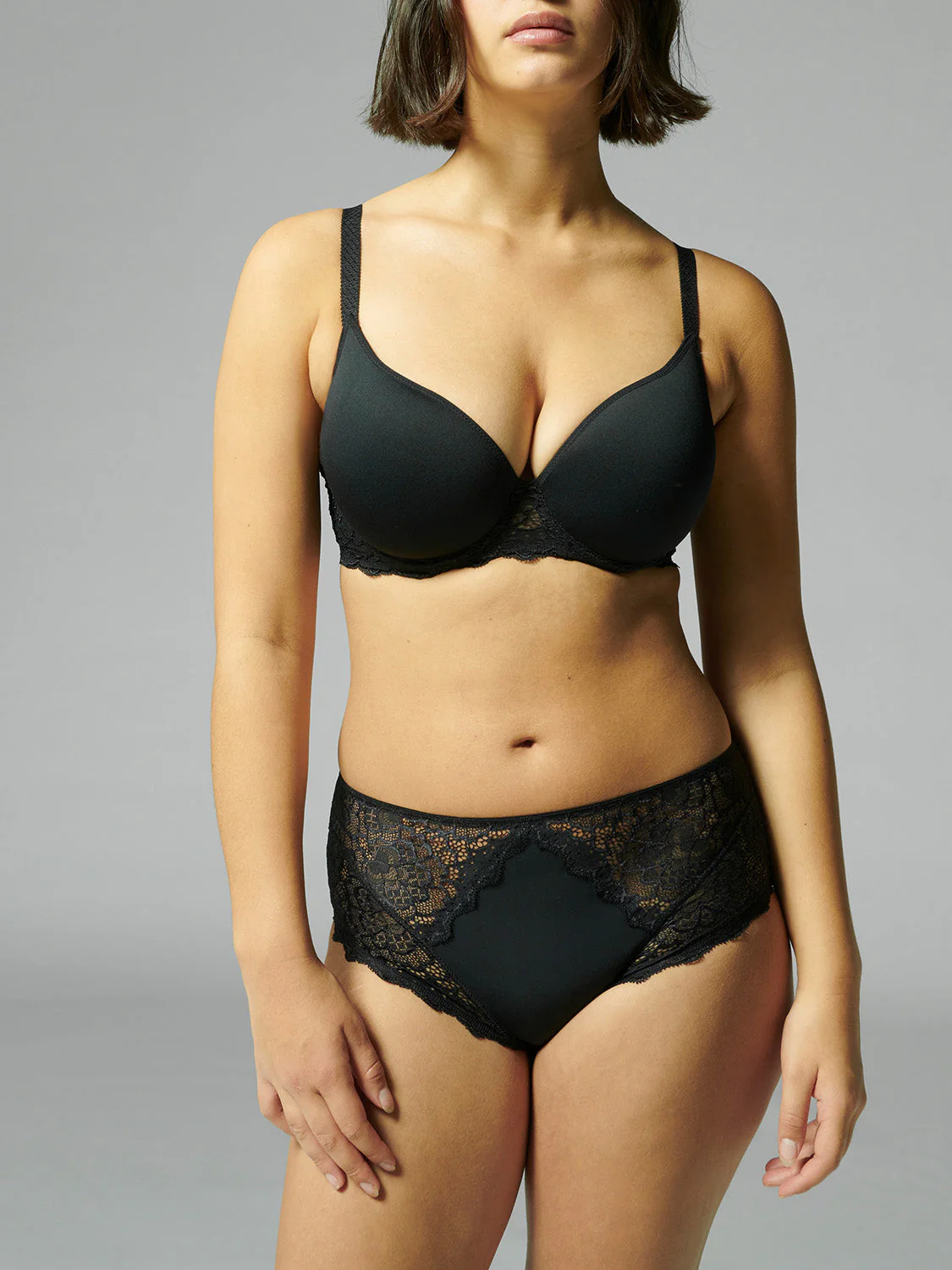 3D plunge bra - Black - Image 7