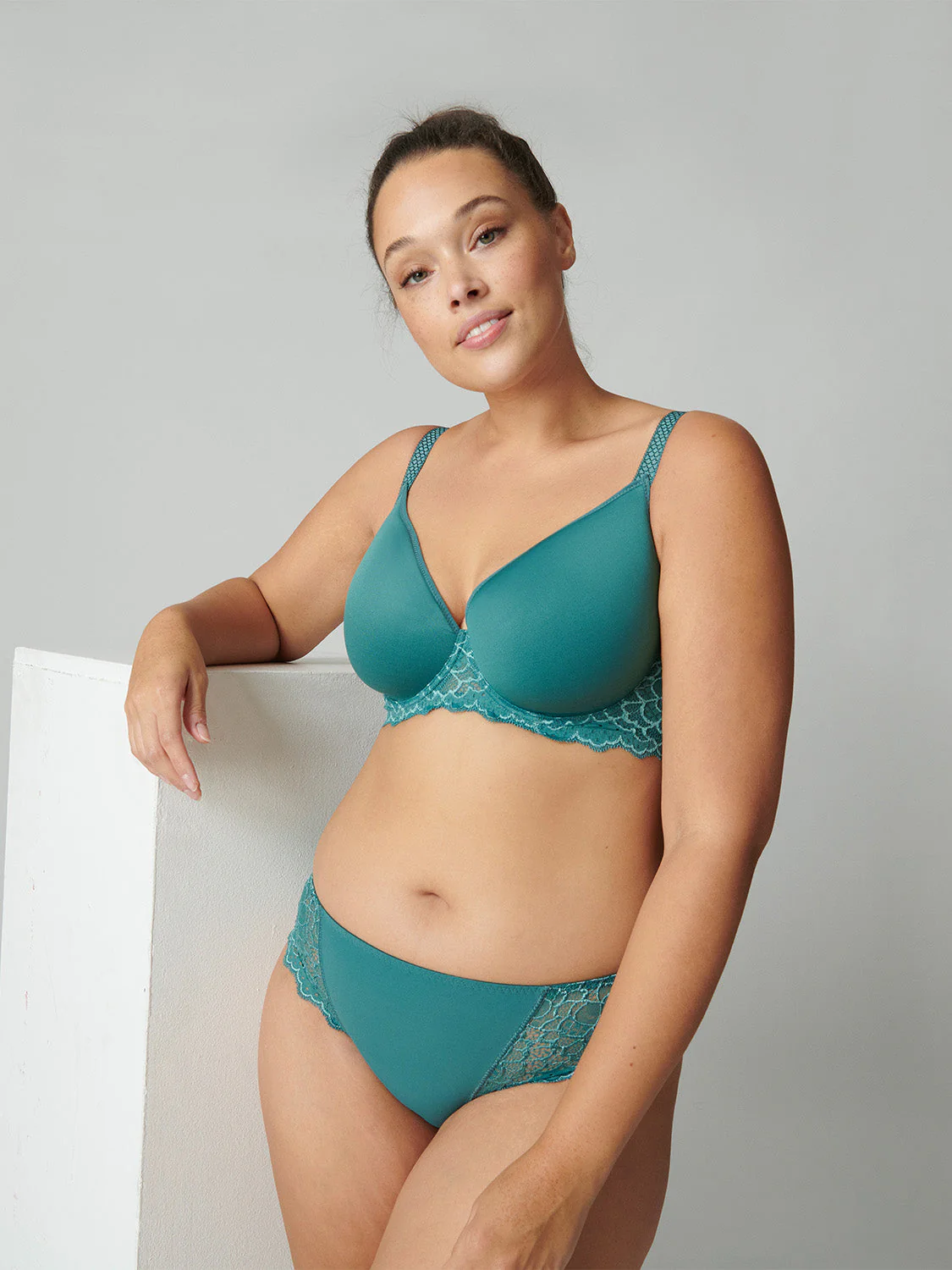 3D plunge bra - Boreal Green - Image 9