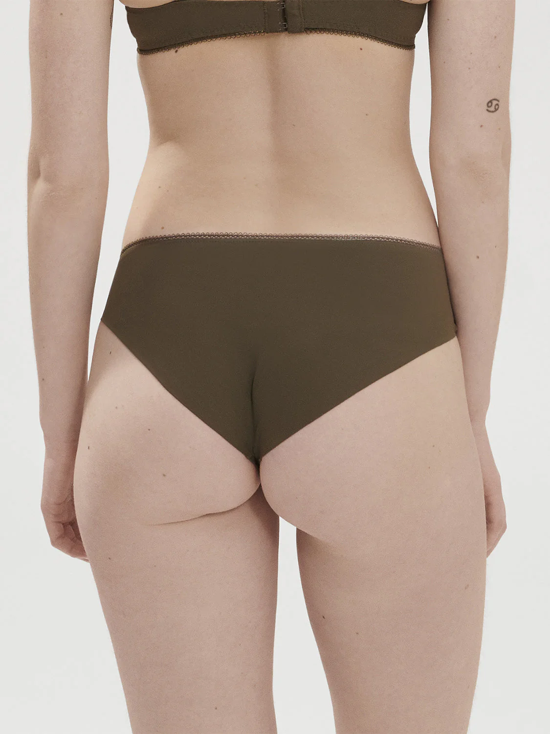 Brief - Nomad Green - Image 2