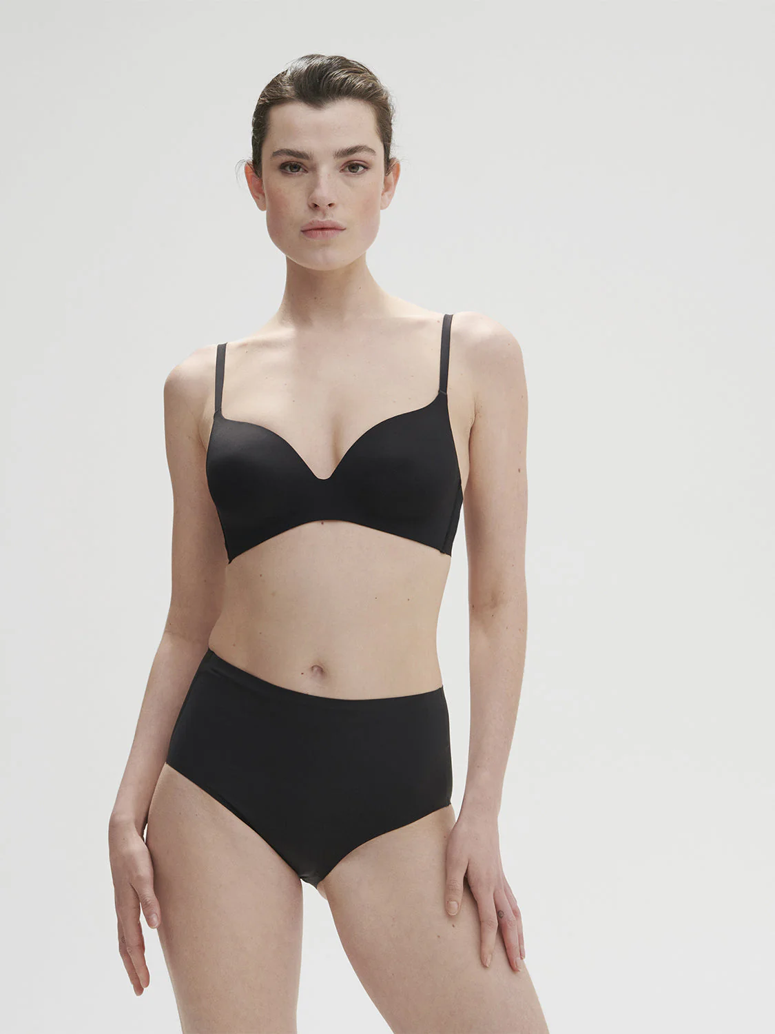 Control high-waist brief - Black - Image 3
