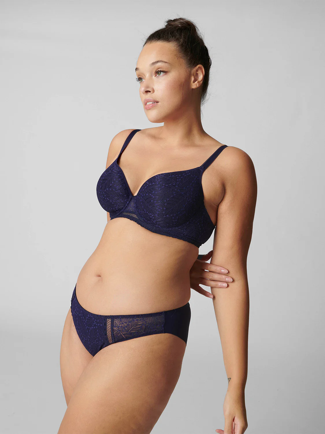 3D plunge bra - Midnight - Image 5
