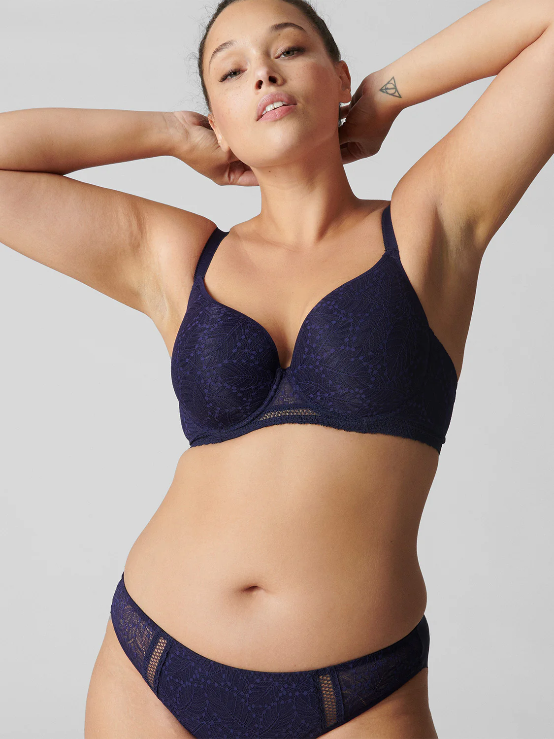 3D plunge bra - Midnight - Image 7