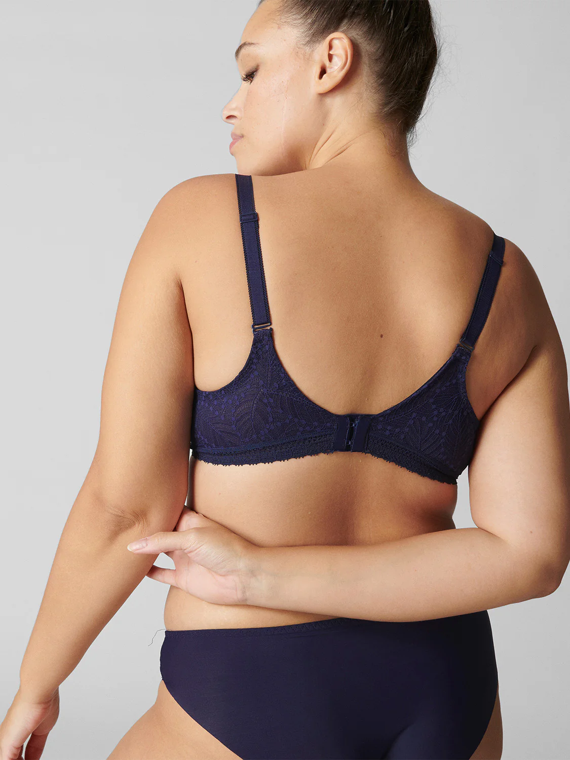 3D plunge bra - Midnight - Image 9