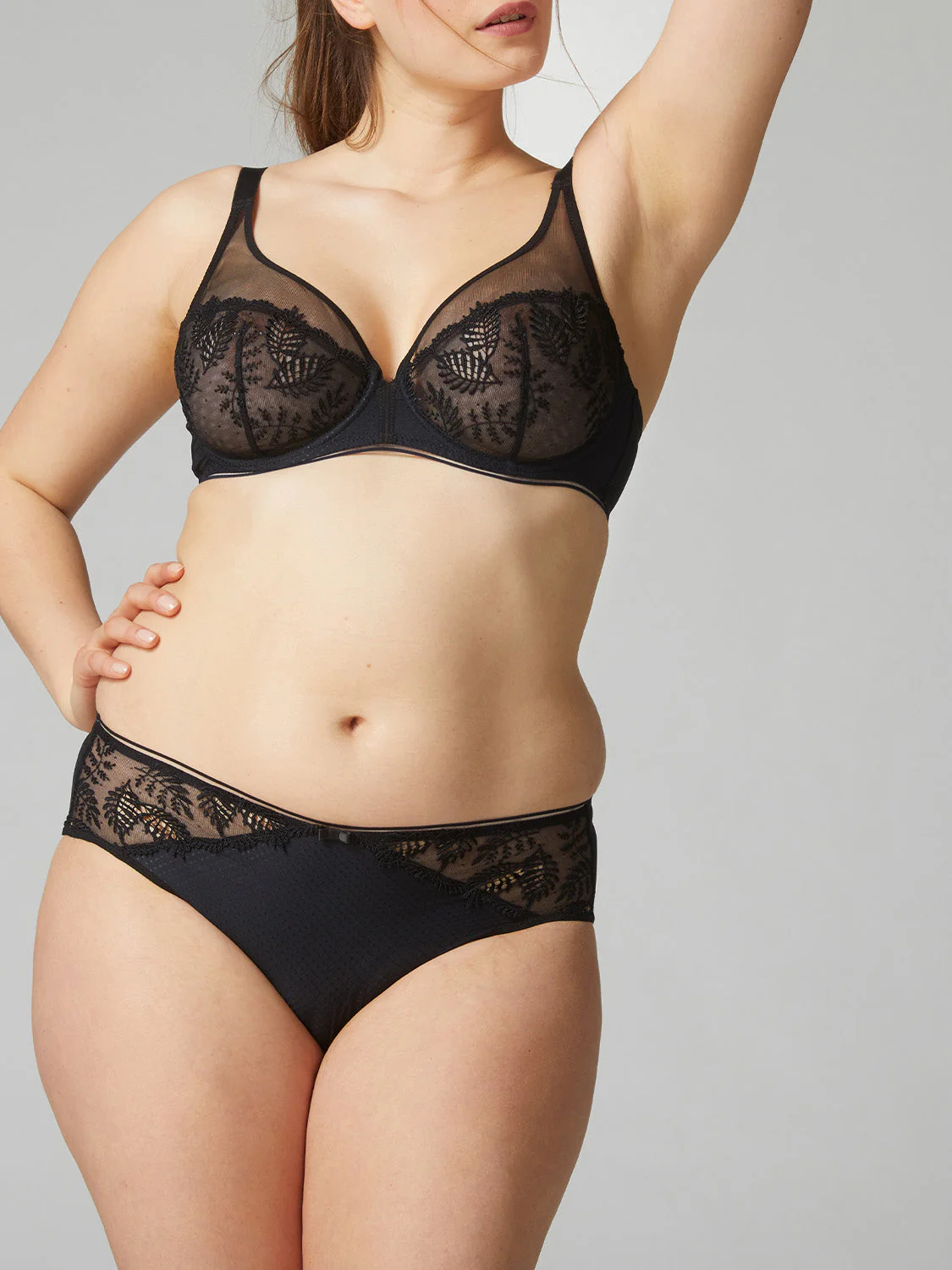 Full cup plunge bra - Black - Image 9