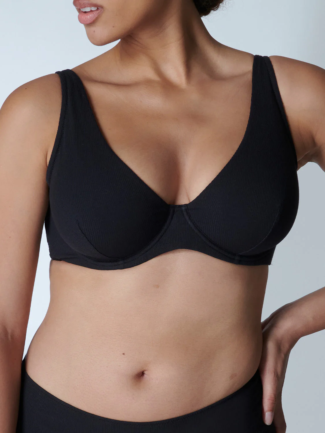 Full cup plunge bra - Black - Image 8
