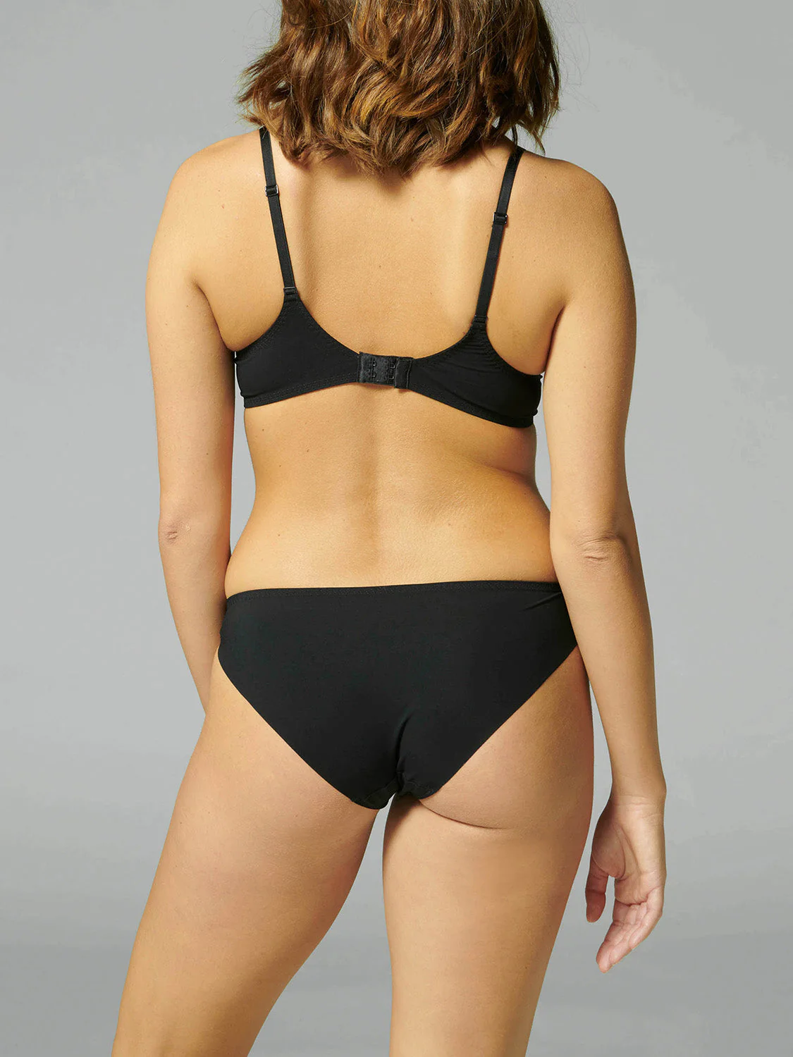 Full cup plunge bra - Black - Image 4