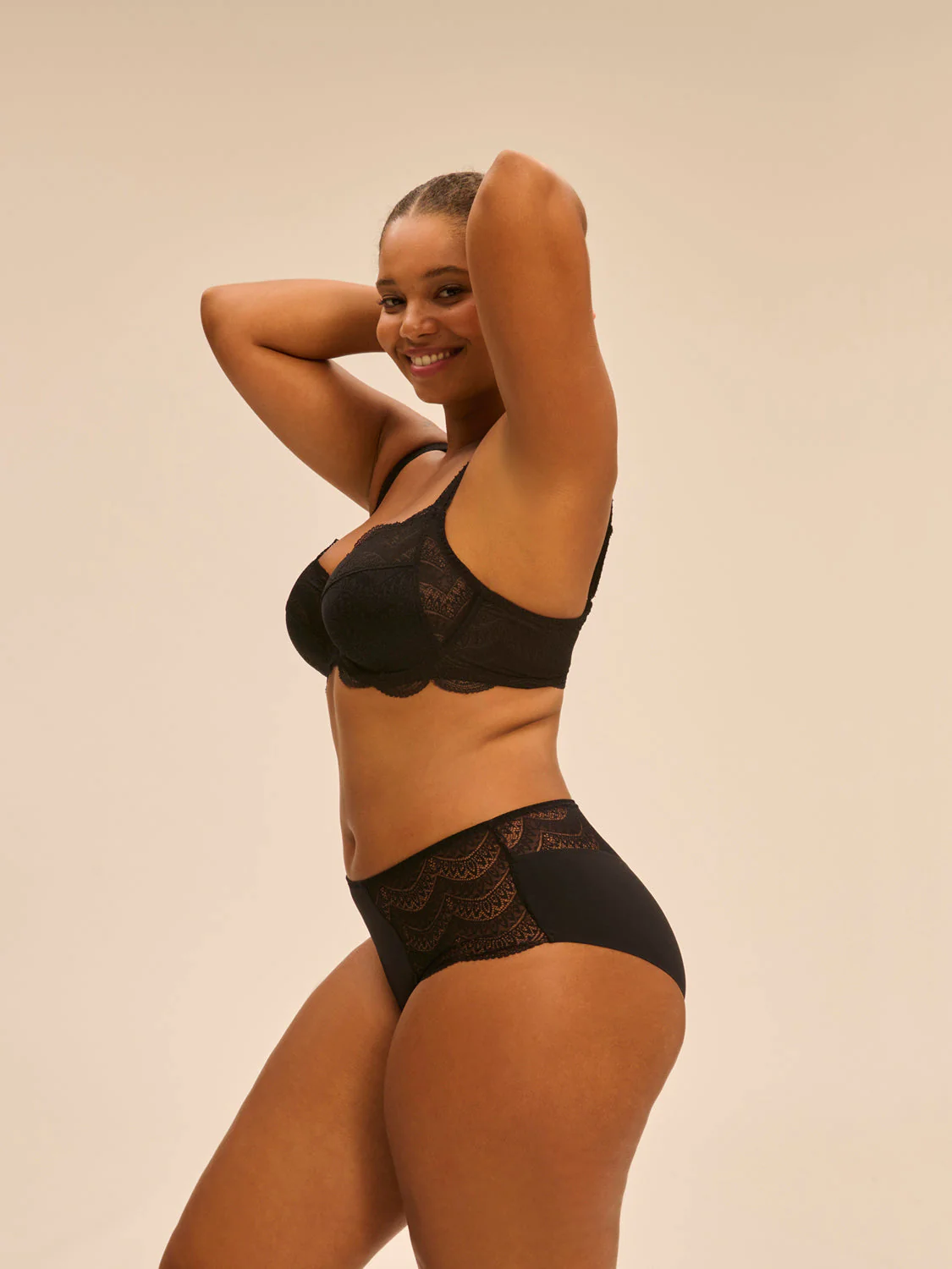 Full cup support bra - Black - Image 5