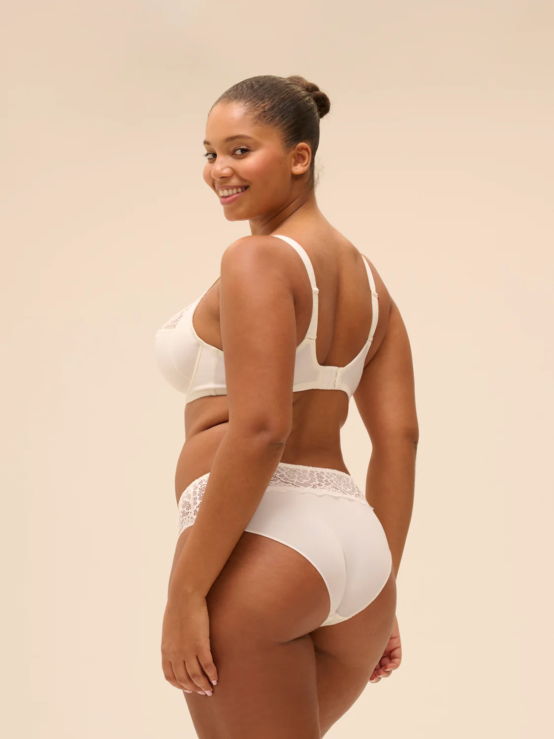 Full cup support bra - Natural - Image 3