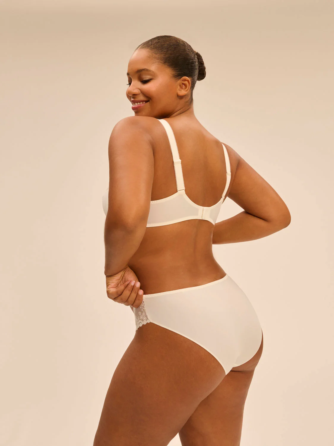 Full cup support bra - Natural - Image 6
