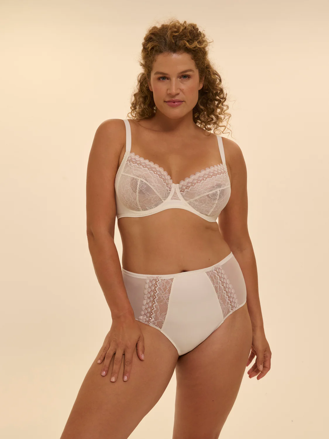 Full cup support bra - Natural - Image 4