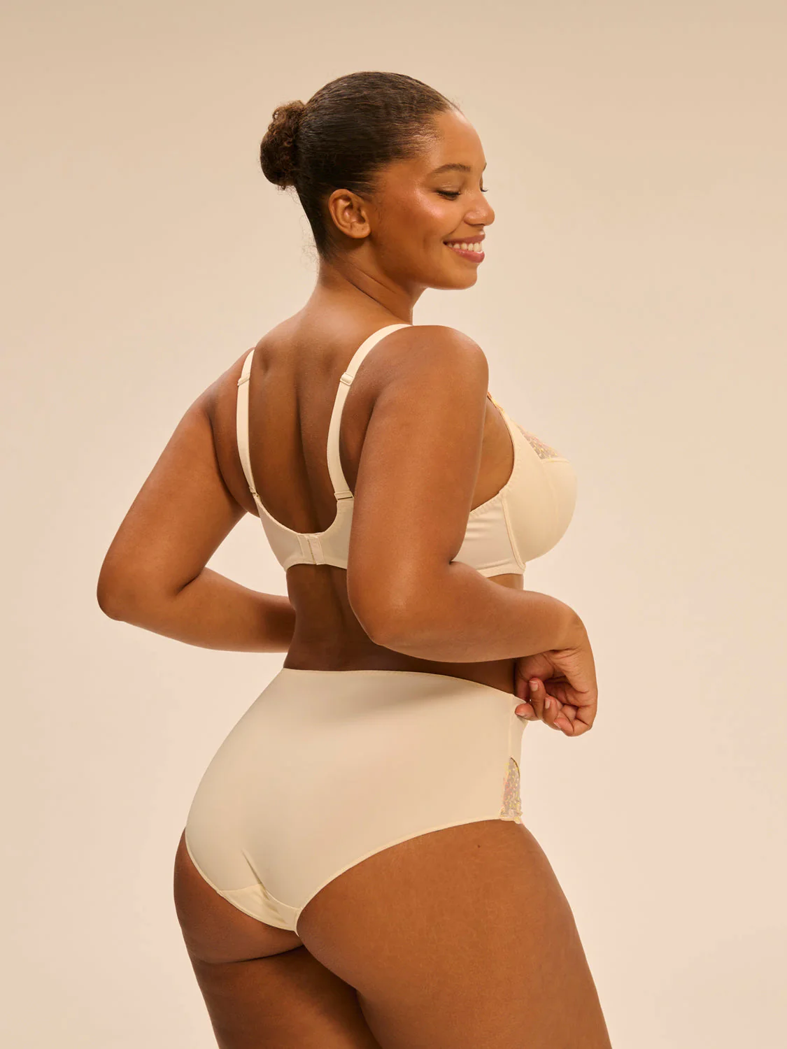 Full cup support bra - Pampa - Image 5