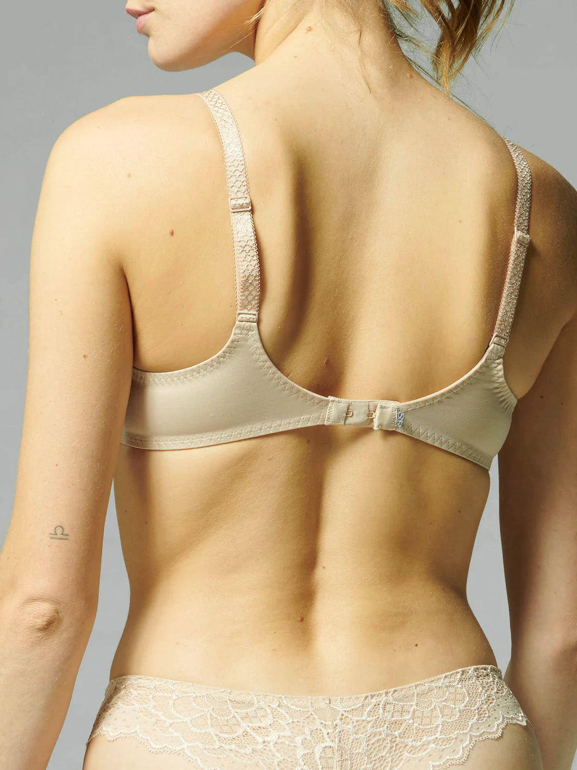Full cup support bra - Peau rosée - Image 6