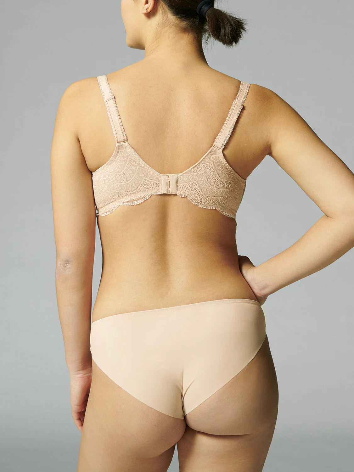 Full cup support bra - Peau rosée - Image 10