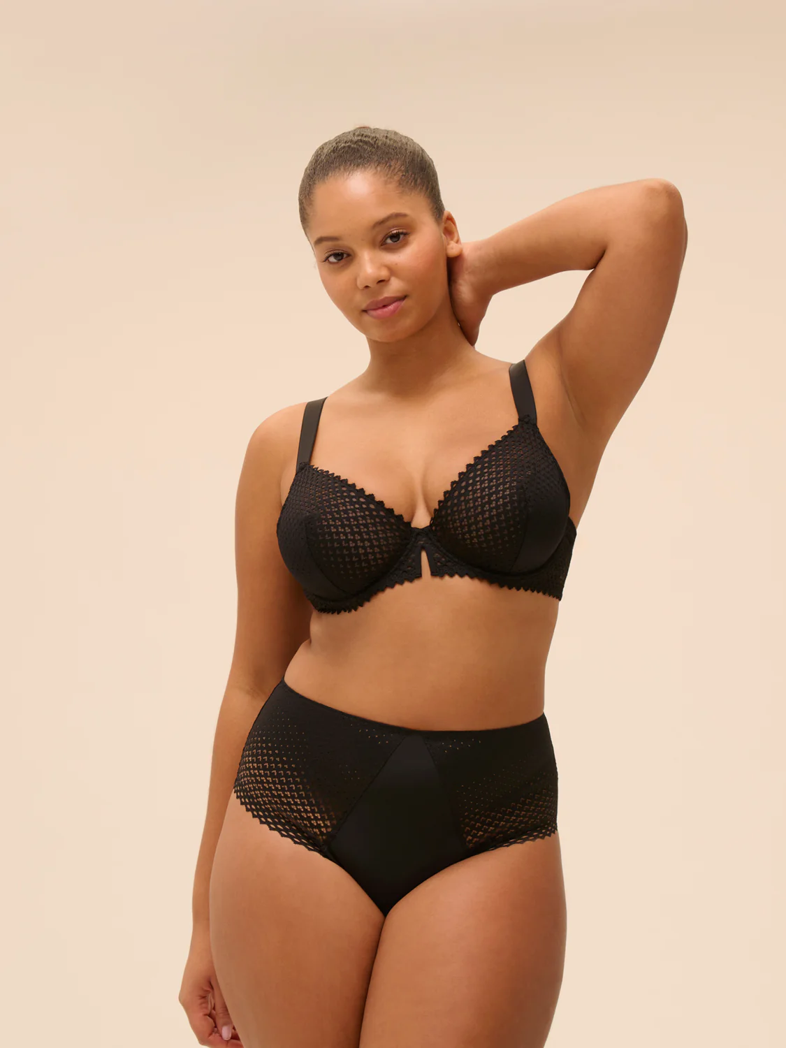 Half cup bra - Black - Image 11