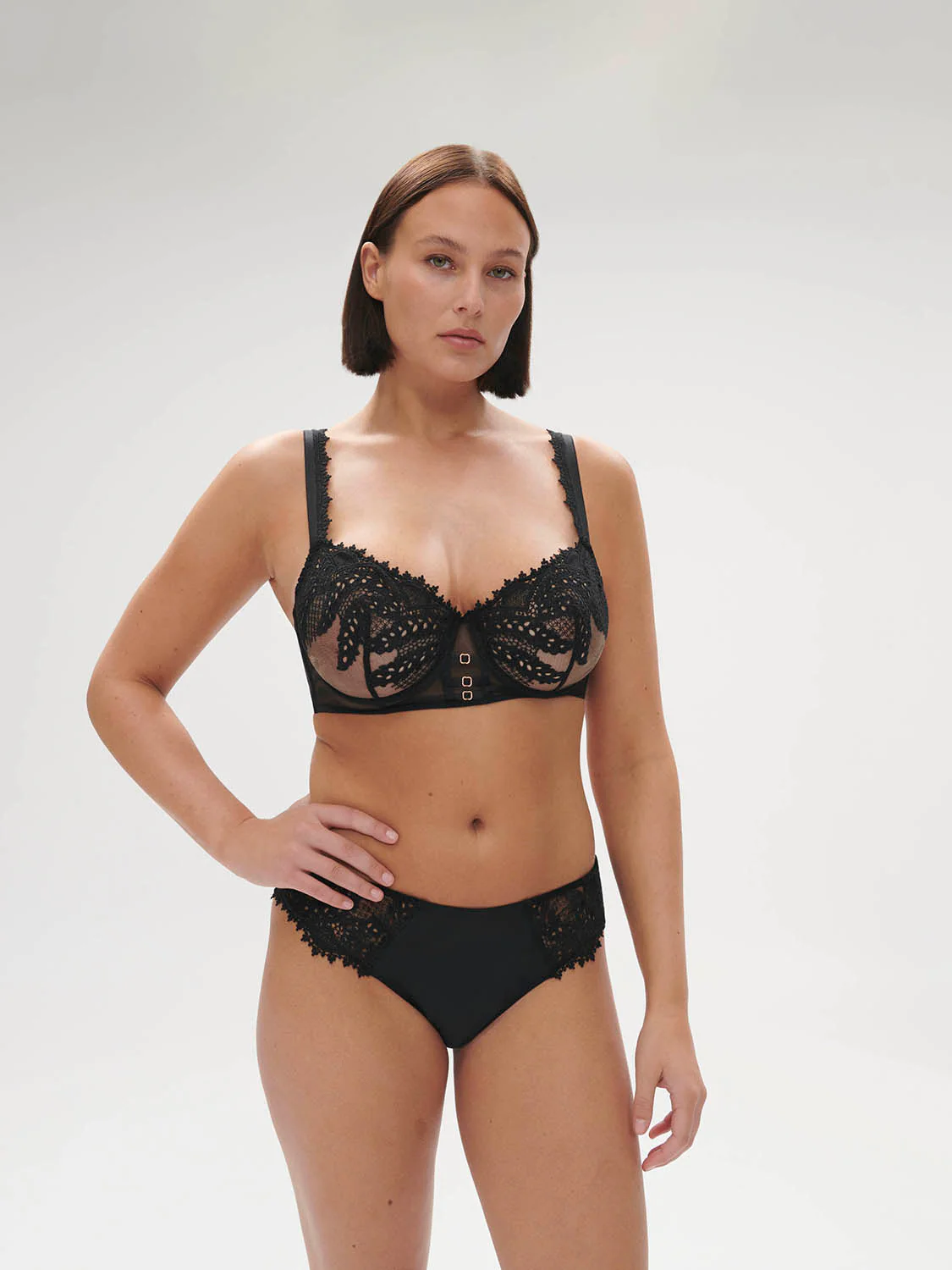 Half cup bra - Black - Image 8
