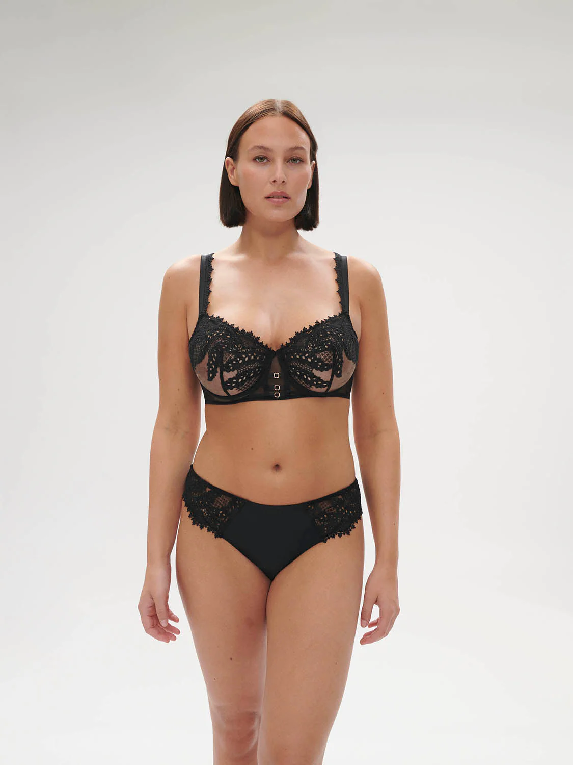 Half cup bra - Black - Image 9