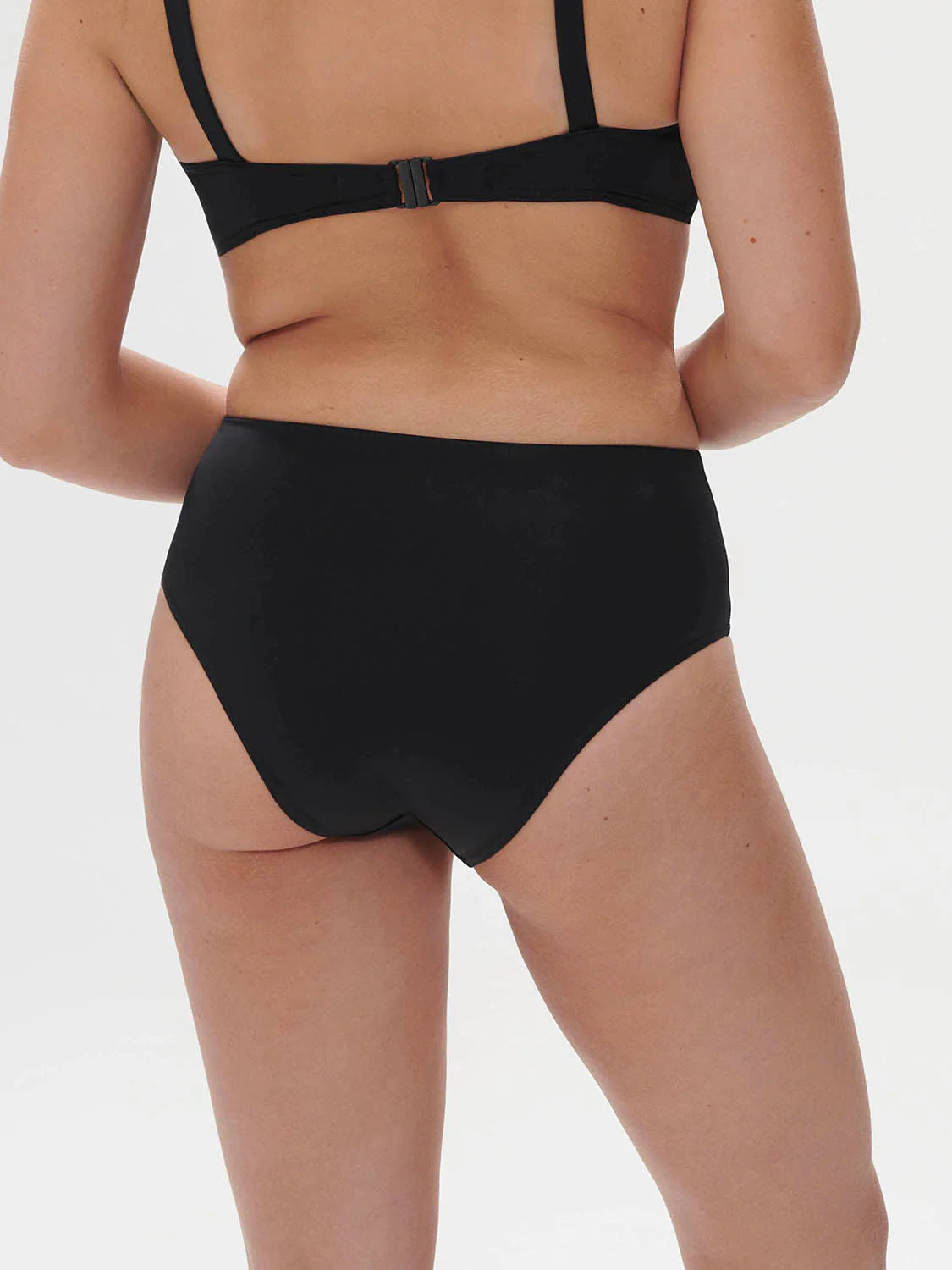 High-waist bikini brief - Black - Image 7