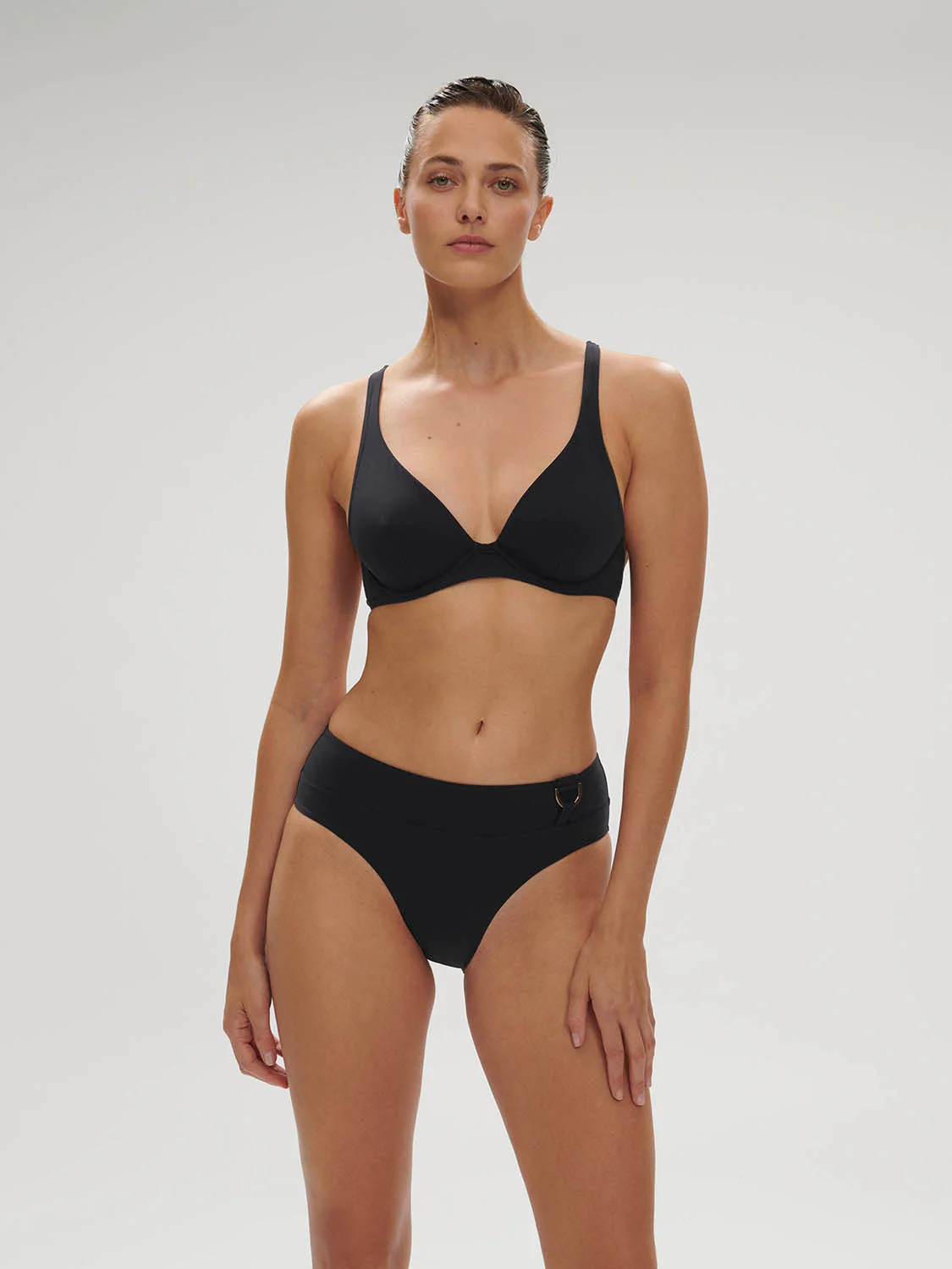 High-waist bikini brief - Black - Image 4