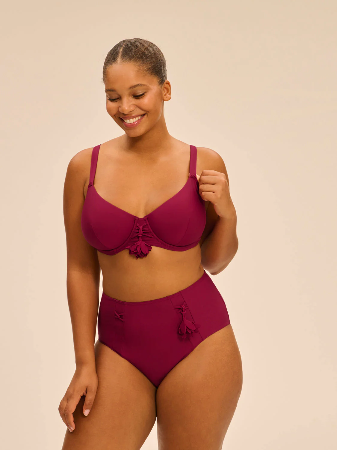 High-waist bikini brief - Cranberry - Image 9