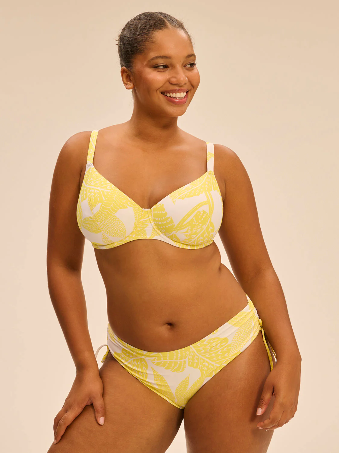 High-waist bikini brief - Plumeria Print - Image 8