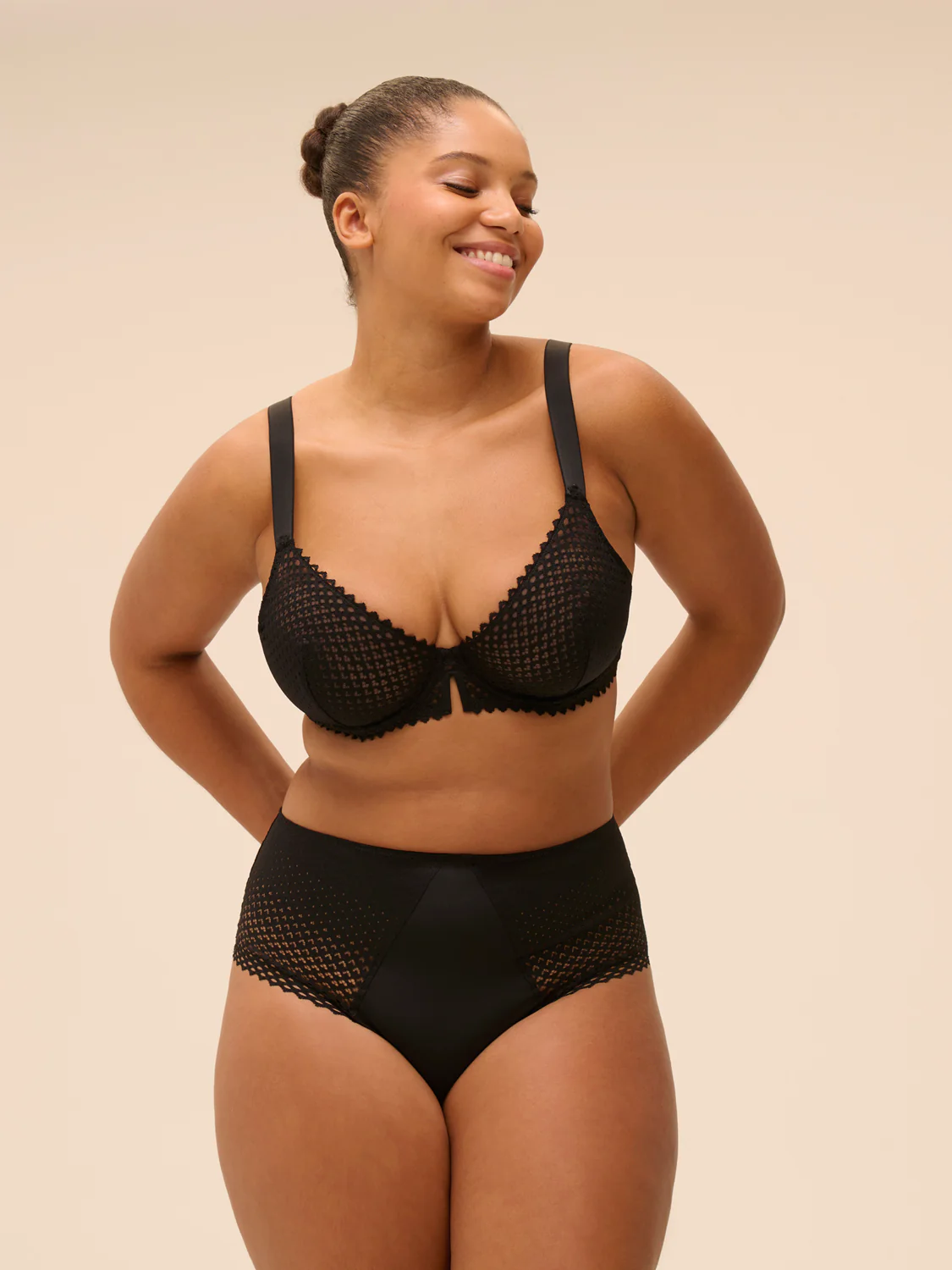 High-waist brief - Black - Image 8
