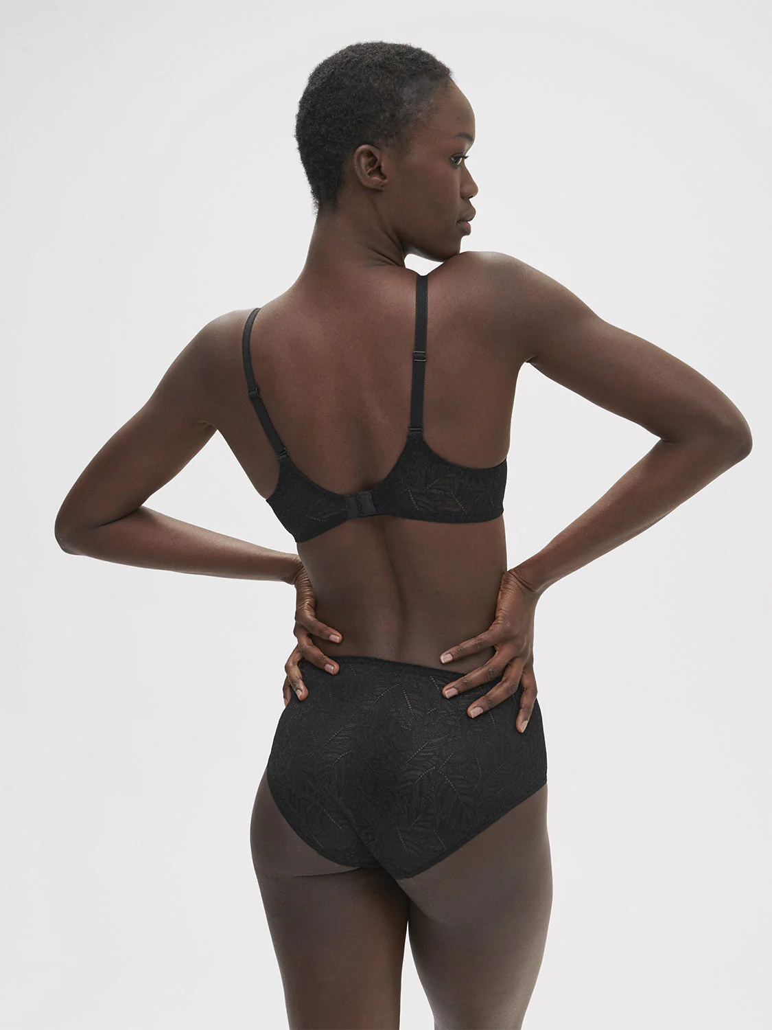 High-waist brief - Black - Image 4