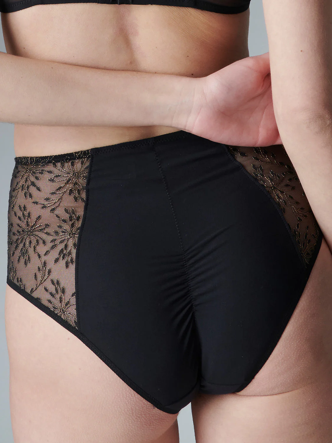 High-waist brief - Black - Image 5