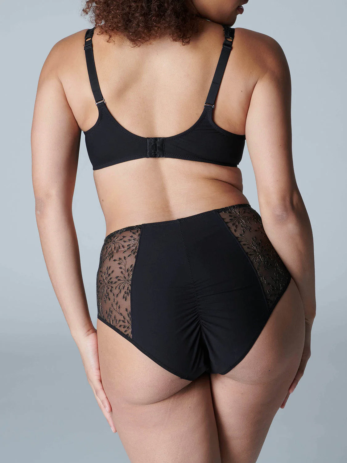 High-waist brief - Black - Image 9