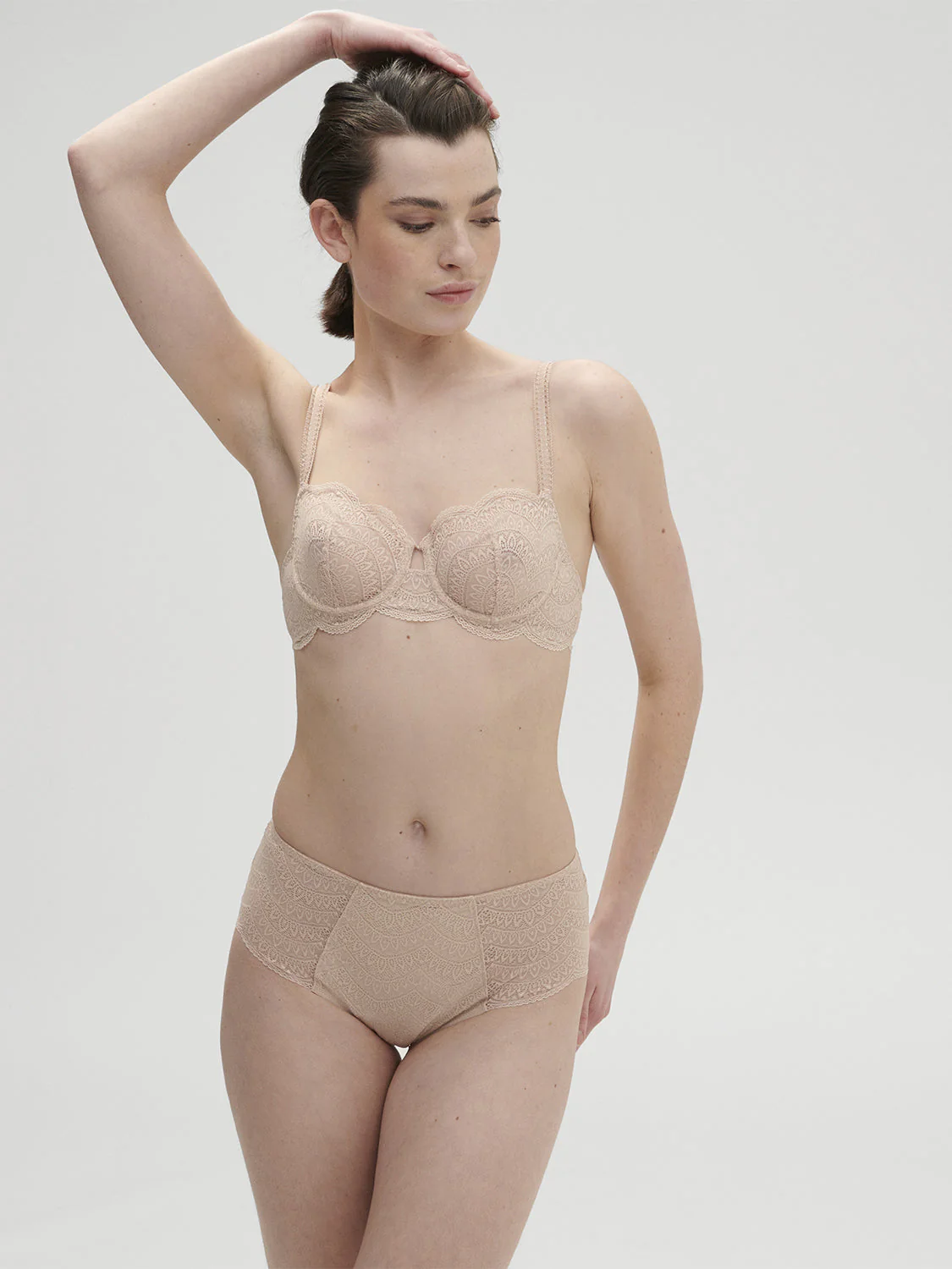 High-waist brief - Peau rosée - Image 3