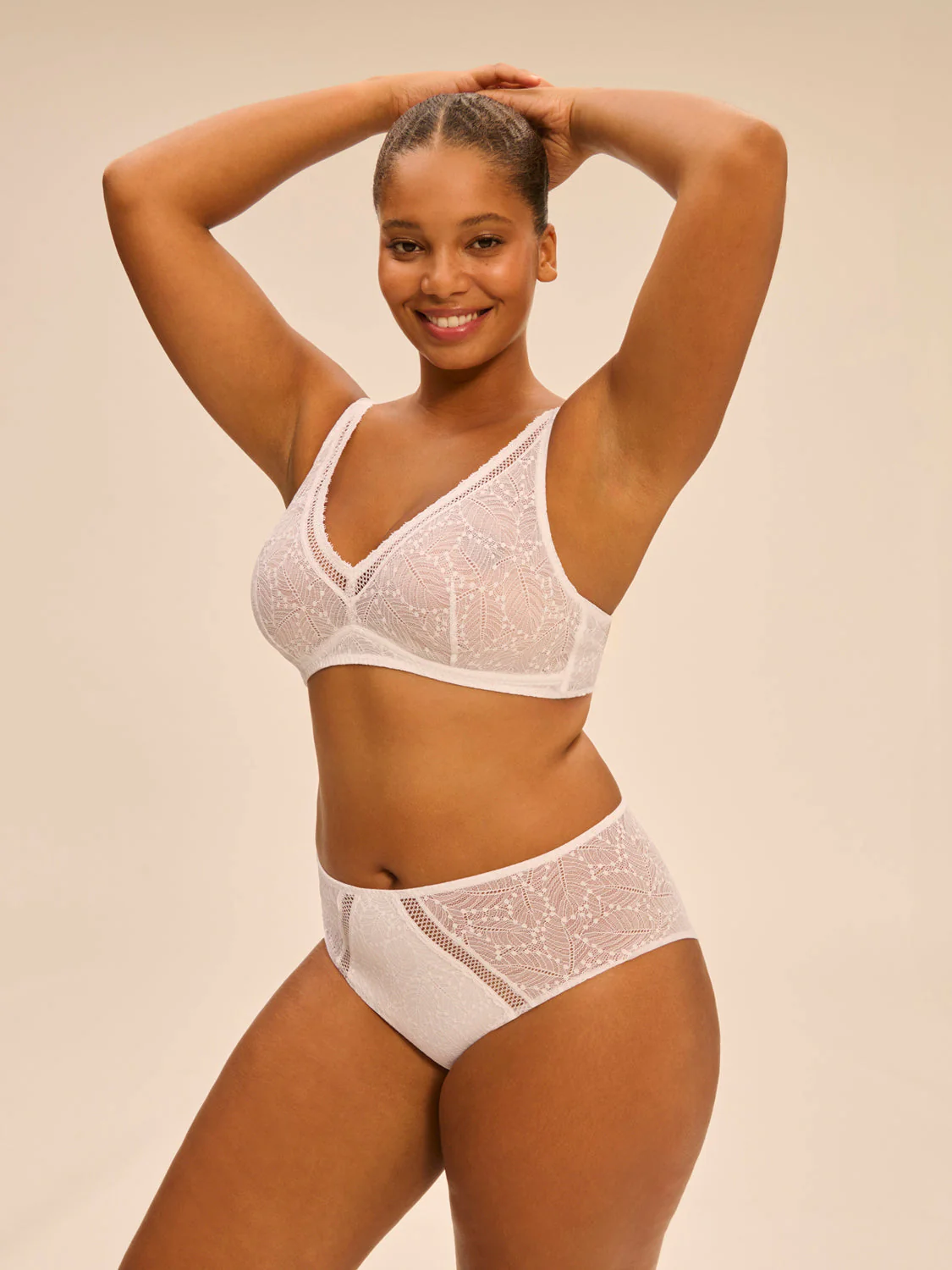 High-waist brief - White - Image 8