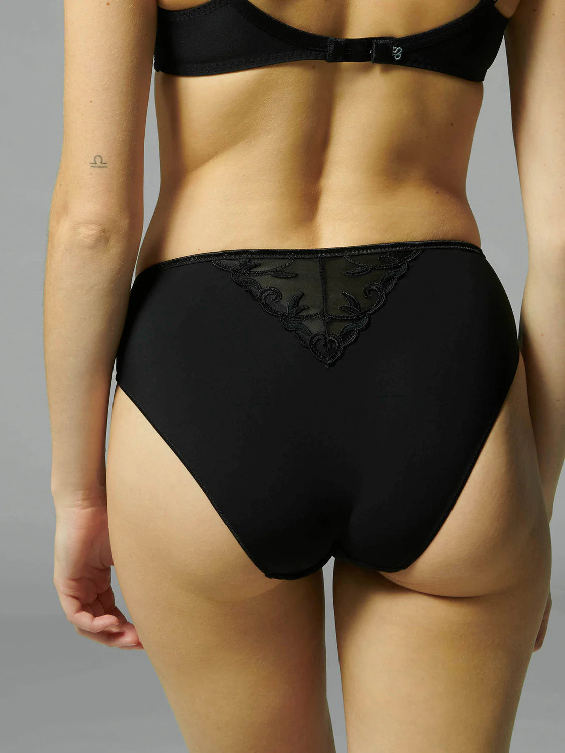 High waist cotton slip - Black - Image 5