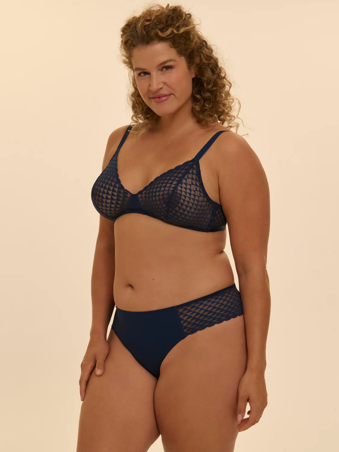 Indented shorty - Midnight - Image 6