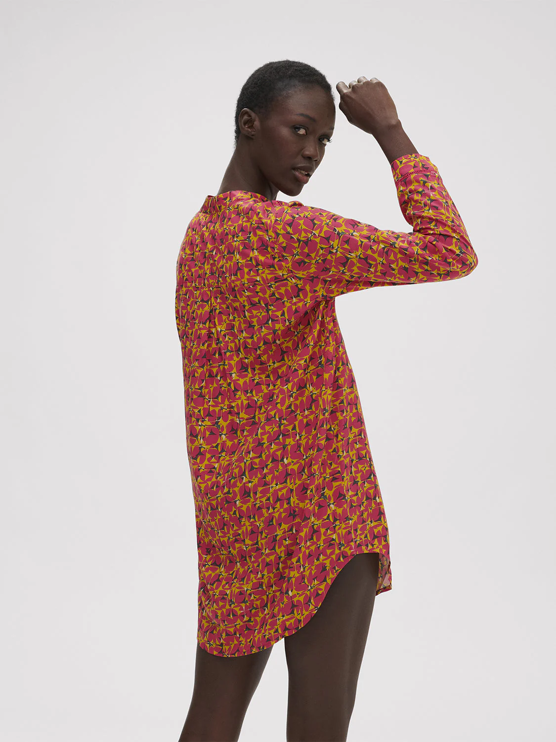 Long sleeved nightdress - Groovy Print - Image 4