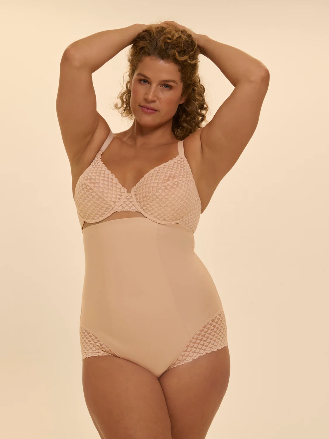 Moulded underwired bra - Peau rosée - Image 8