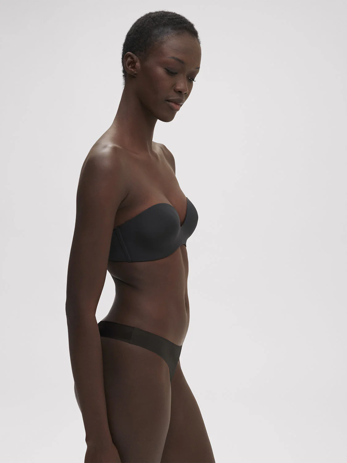 Multi-position strapless bra - Black - Image 9