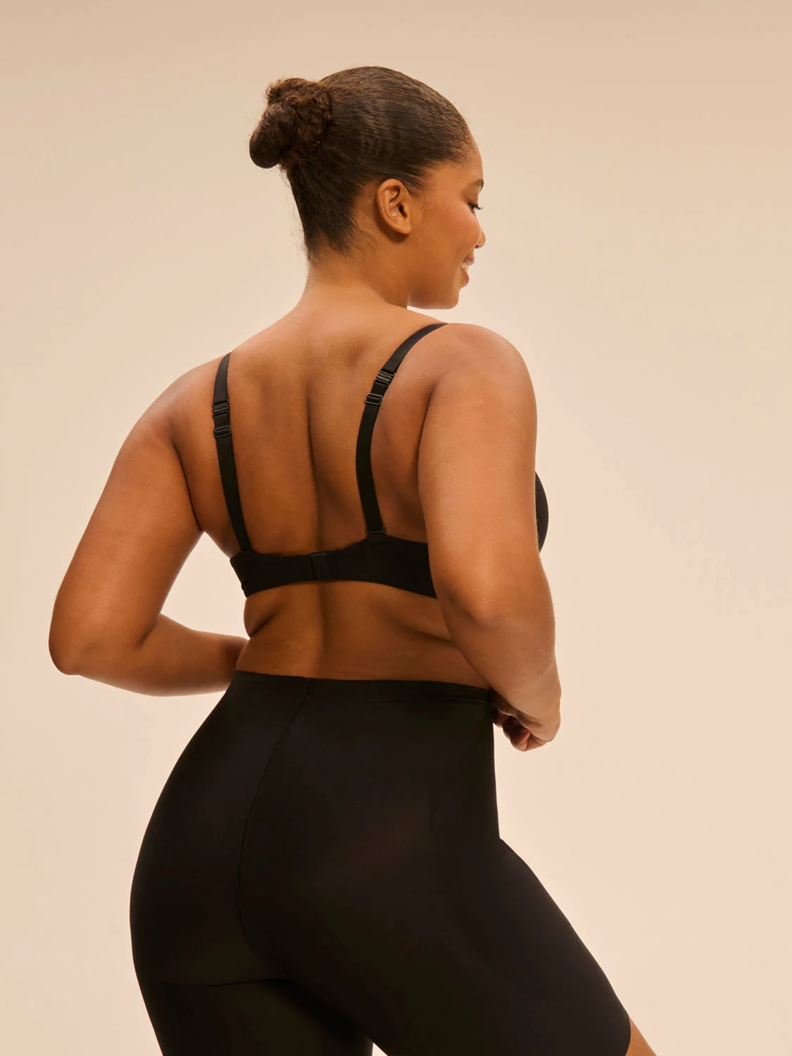 Padding plunge bra - Black - Image 6