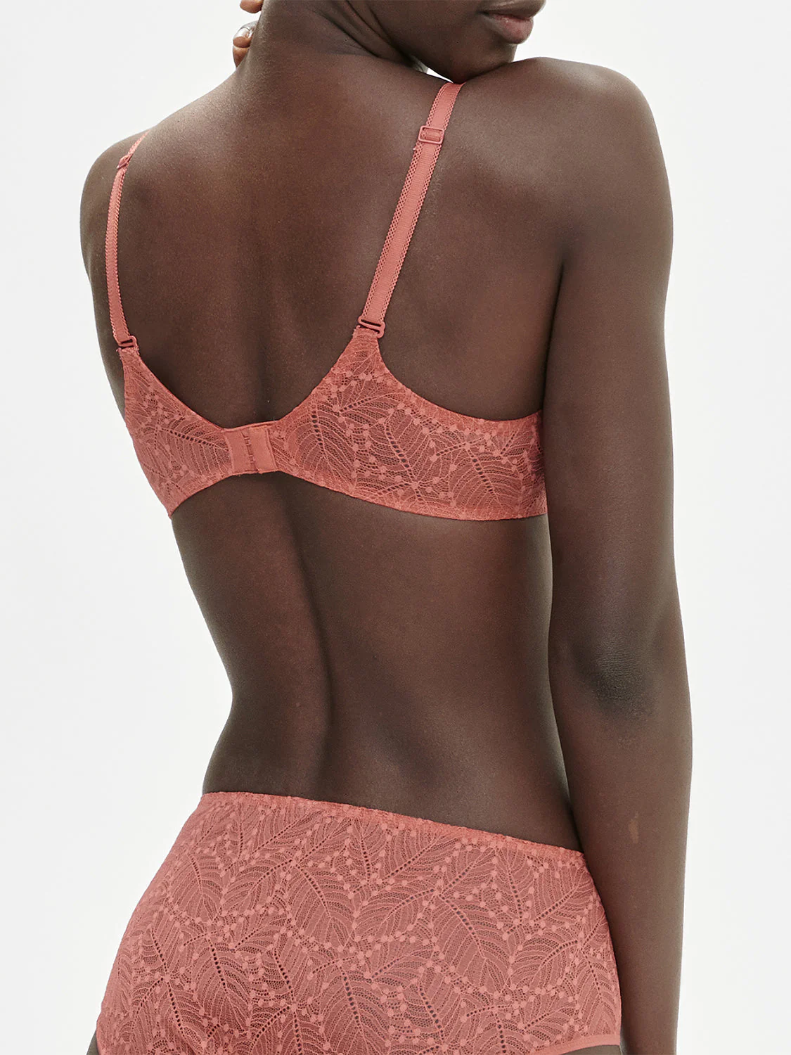 Plunging moulded underwired bra - Texas Pink - Image 2
