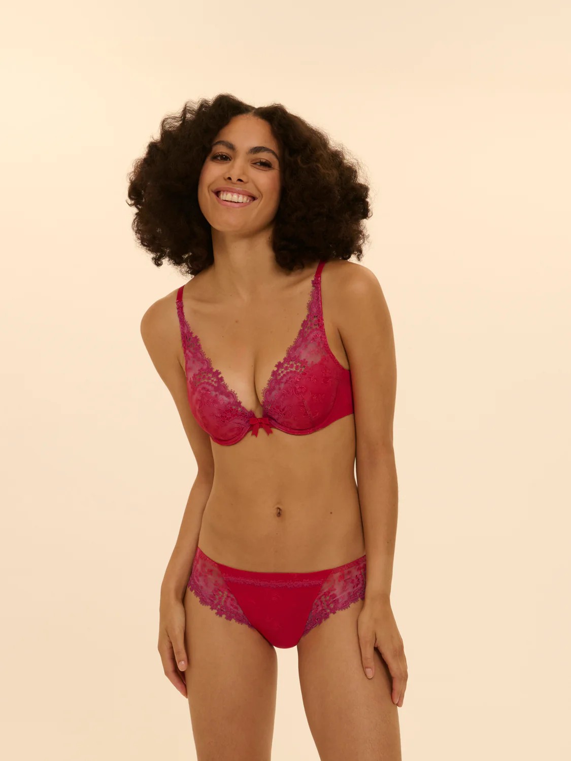 Plunging push-up bra - Rainbow Red - Image 2