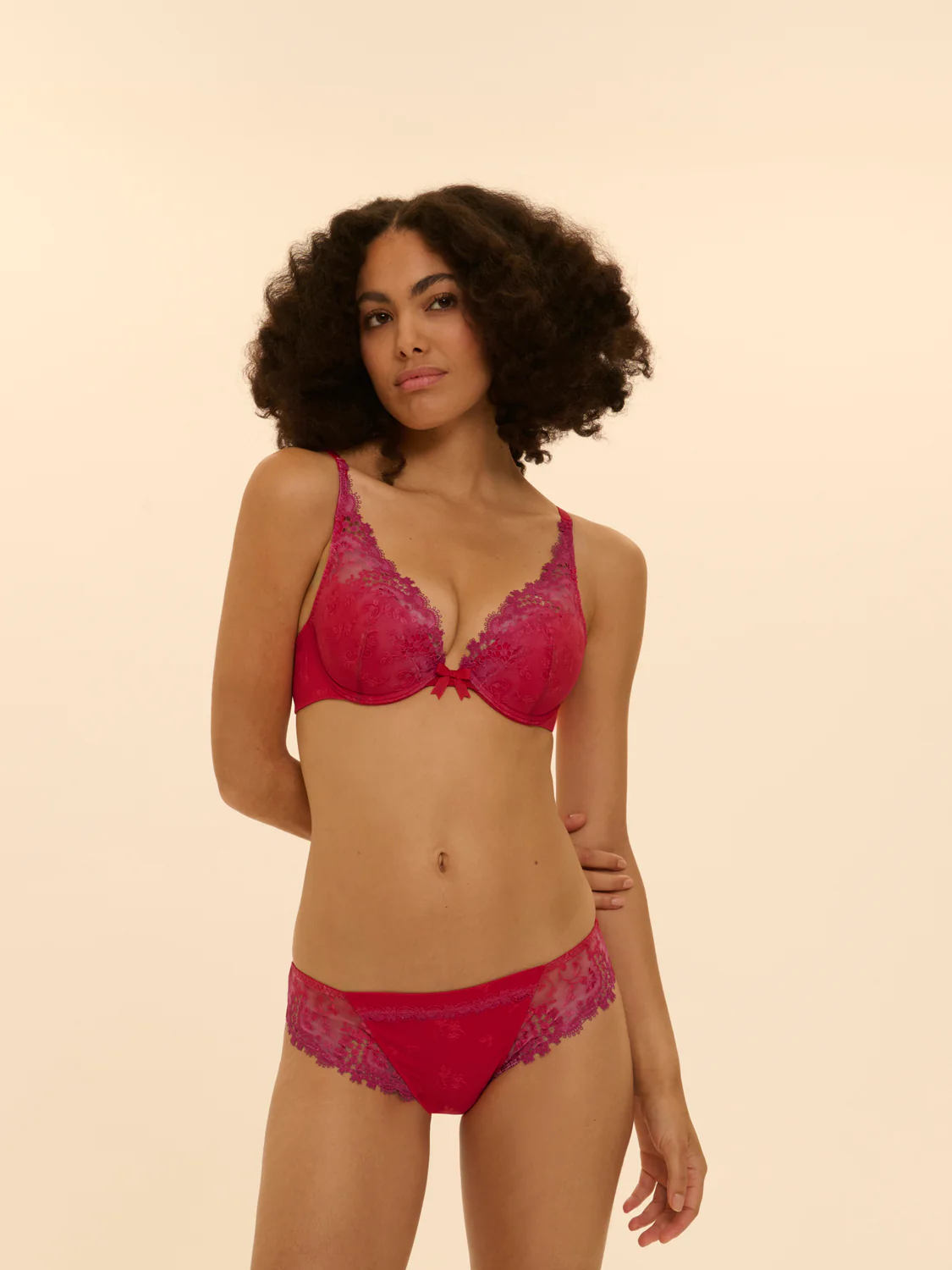Plunging push-up bra - Rainbow Red - Image 3