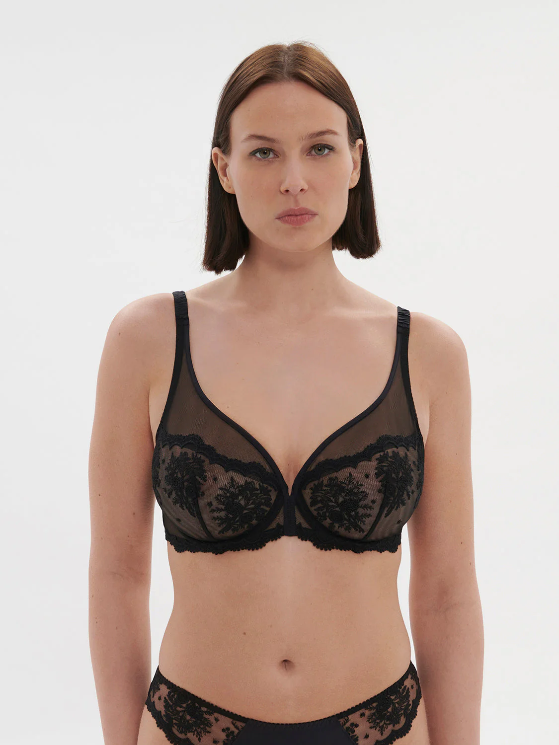 Plunging underwired bra - Black - Image 6