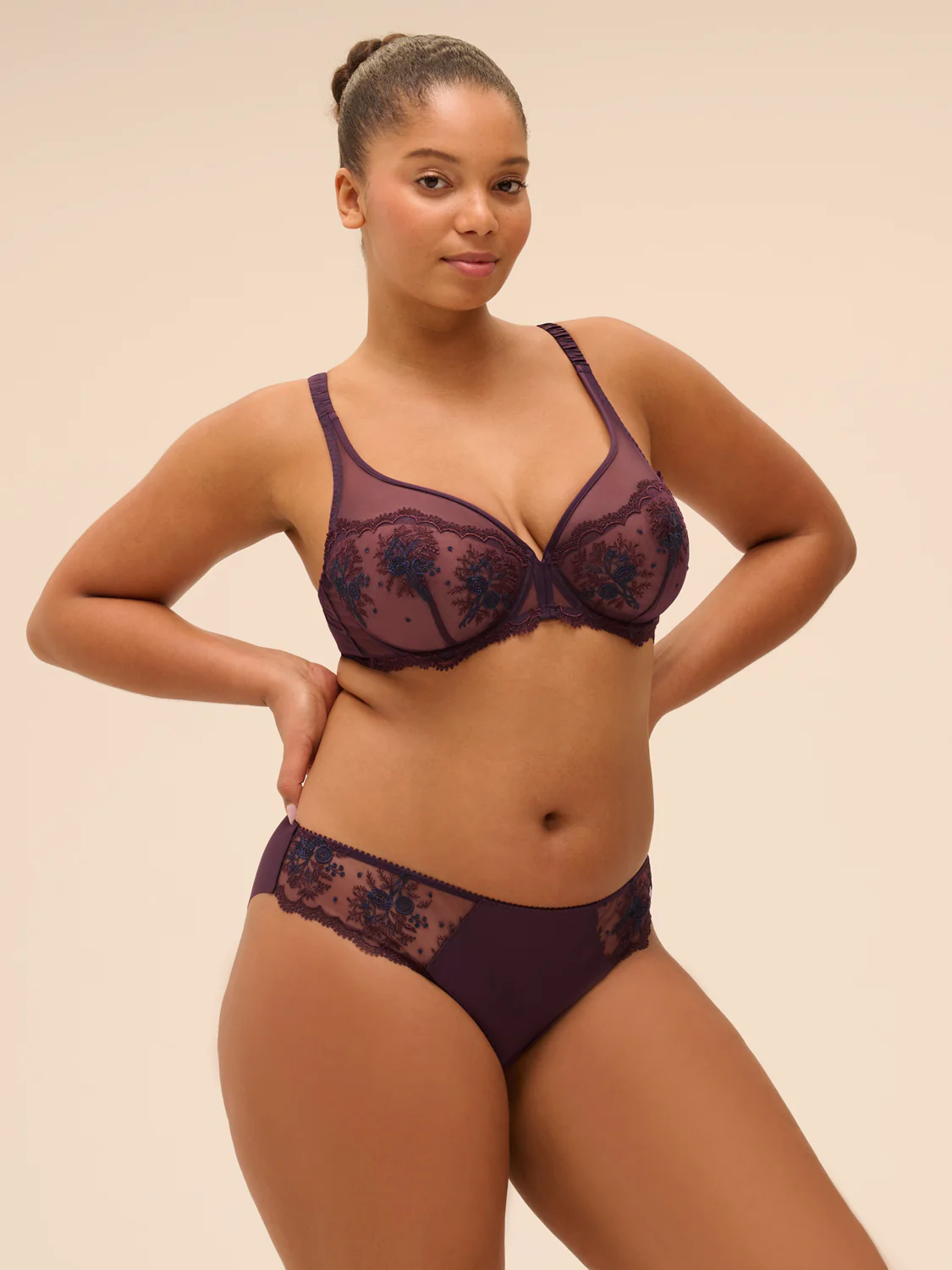 Plunging underwired bra - Fig - Image 11