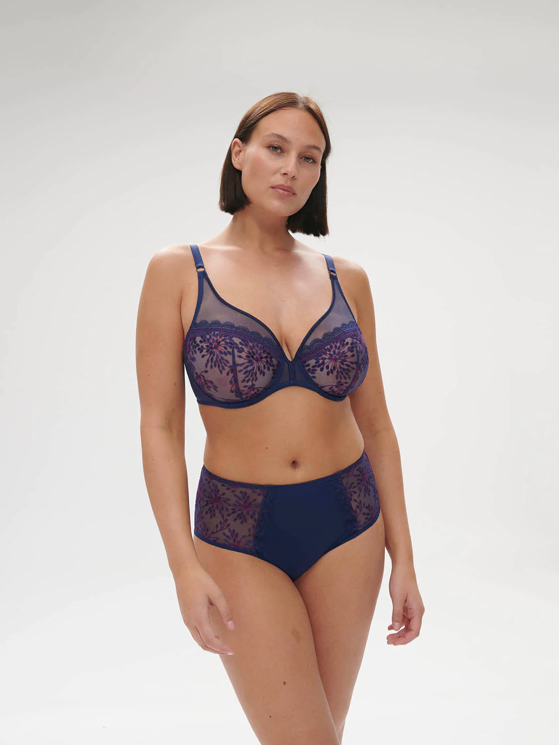 Plunging underwired bra - Midnight - Image 12