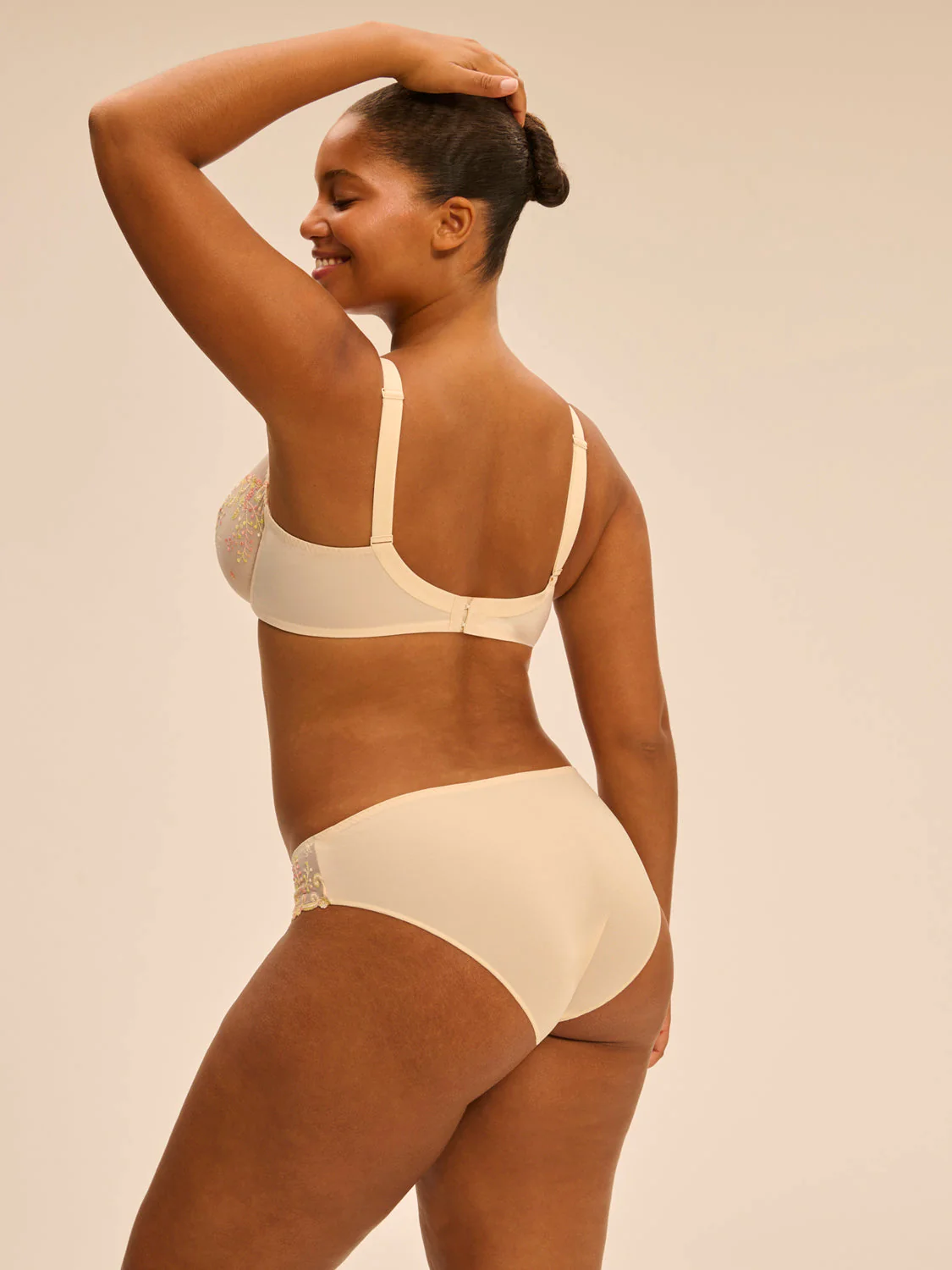 Plunging underwired bra - Pampa - Image 11