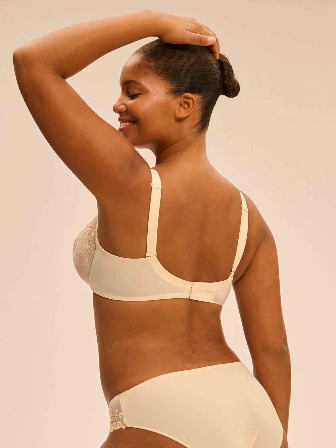 Plunging underwired bra - Pampa - Image 8