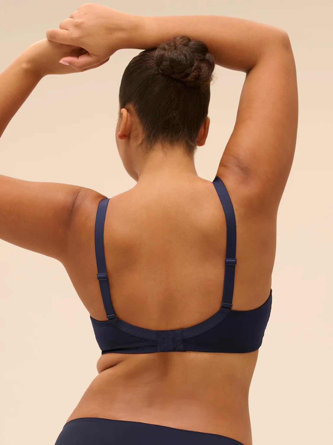 Plunging underwired bra - Sapphire - Image 9