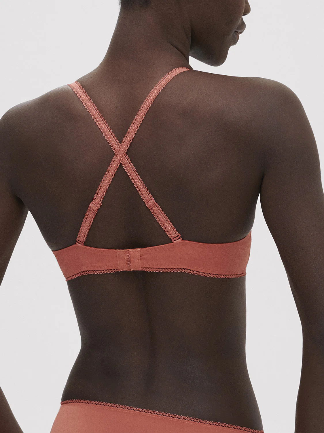 Plunging underwired bra - Texas Pink - Image 7