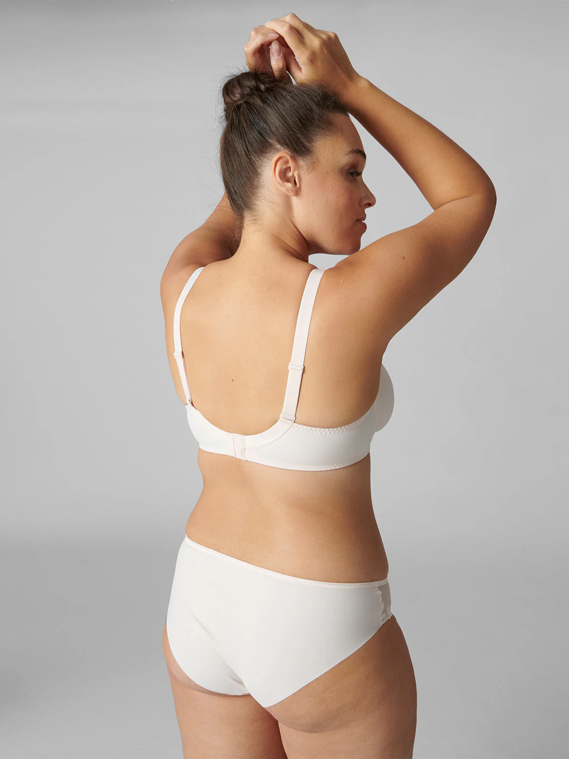 Rigid moulded bra - Blush - Image 4