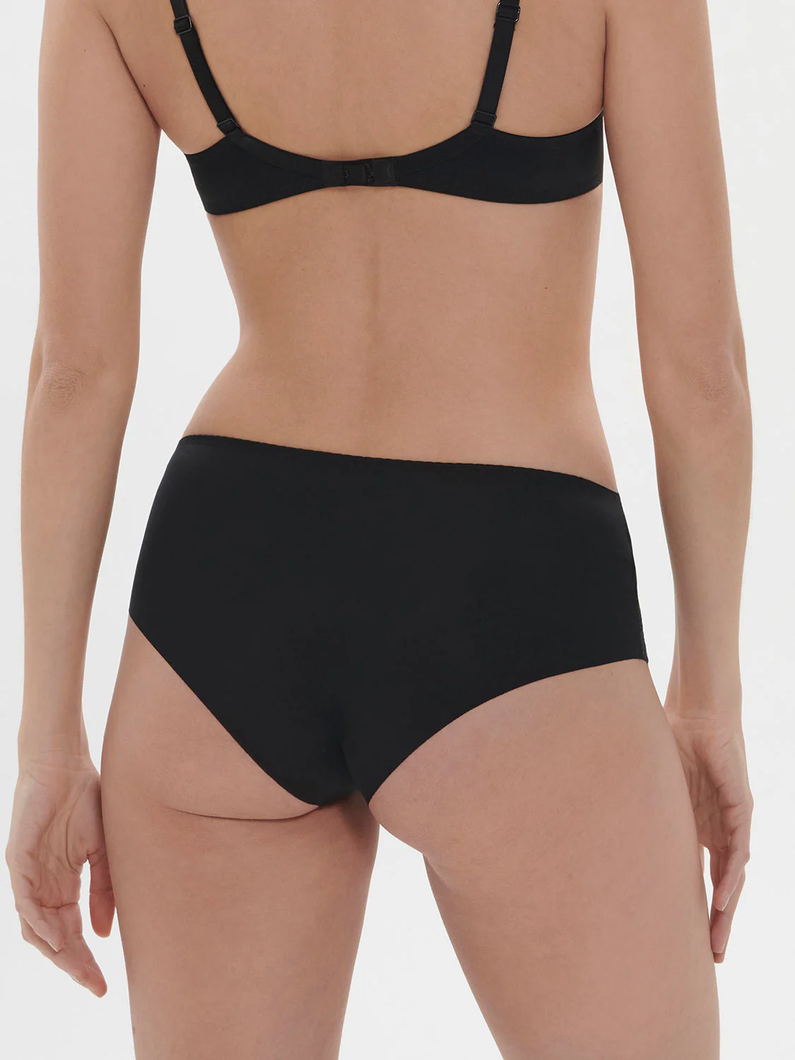 Shorty - Black - Image 2