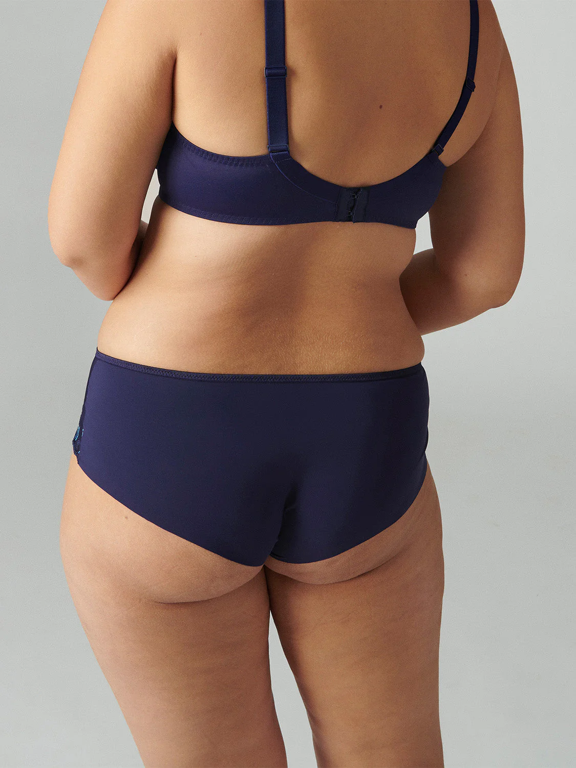 Shorty - Midnight - Image 9